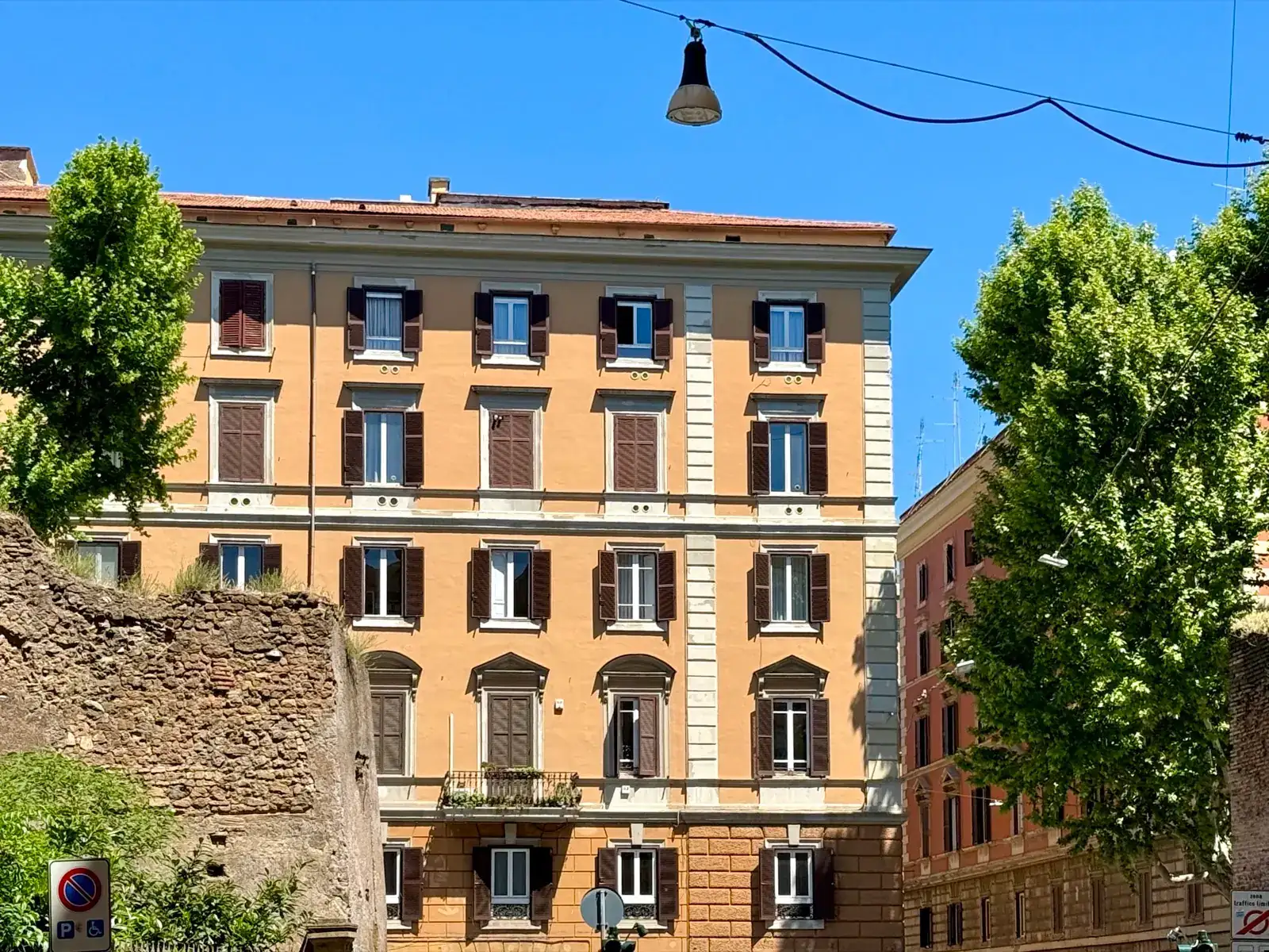 Фасад Imperial Suite Rome на Corso d'Italia